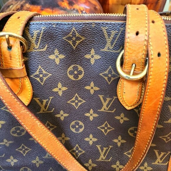 Louis Vuitton Monogram Popincourt Handbag - Picture 4 of 14